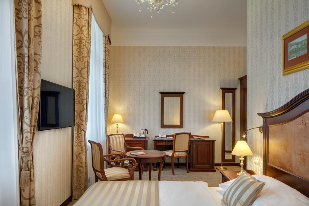 Ensana Nove Lazne Hotel Marianske Lazne Luaran gambar