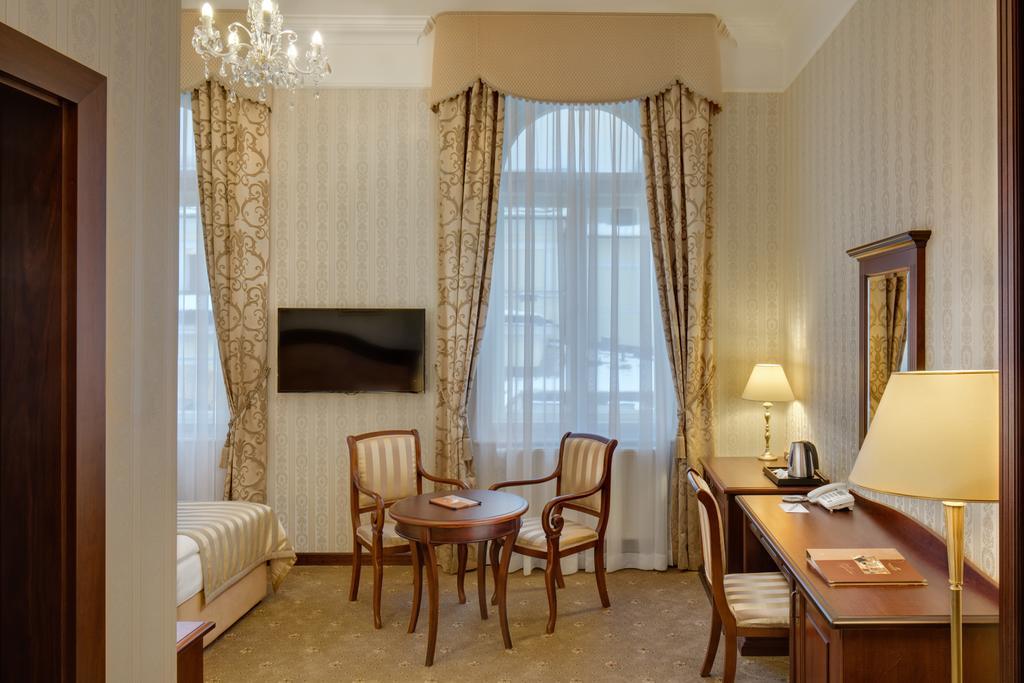 Ensana Nove Lazne Hotel Marianske Lazne Luaran gambar